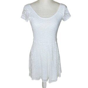 ABERCROMBIE & FITCH White Lace Dress - Size Medium